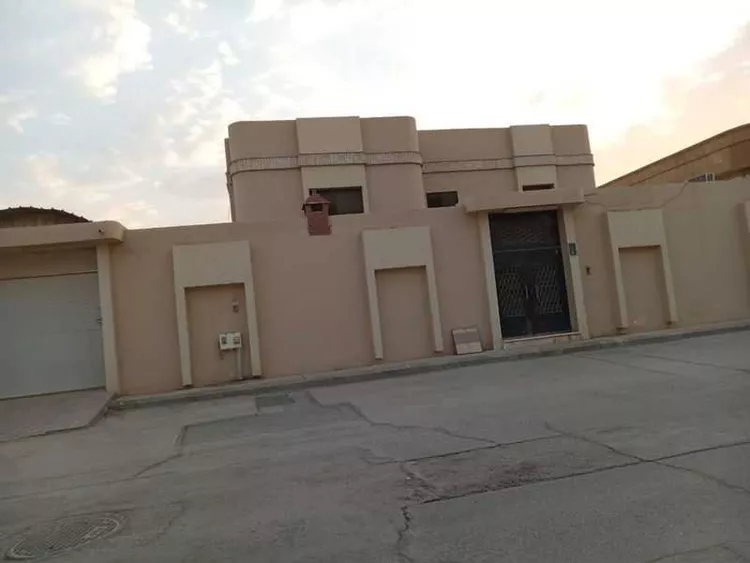 Villa for Sale in Riyadh King Faisal