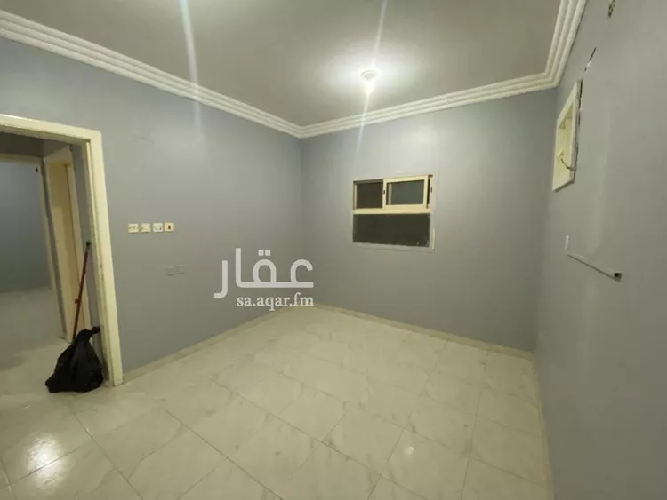 شقة للإيجار في شارع القاض بن العربي, حي بدر, مدينة الرياض, منطقة الرياض صورة 5