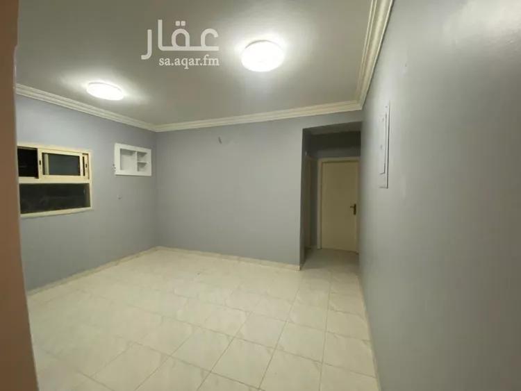 شقة للإيجار في شارع القاض بن العربي, حي بدر, مدينة الرياض, منطقة الرياض صورة 4