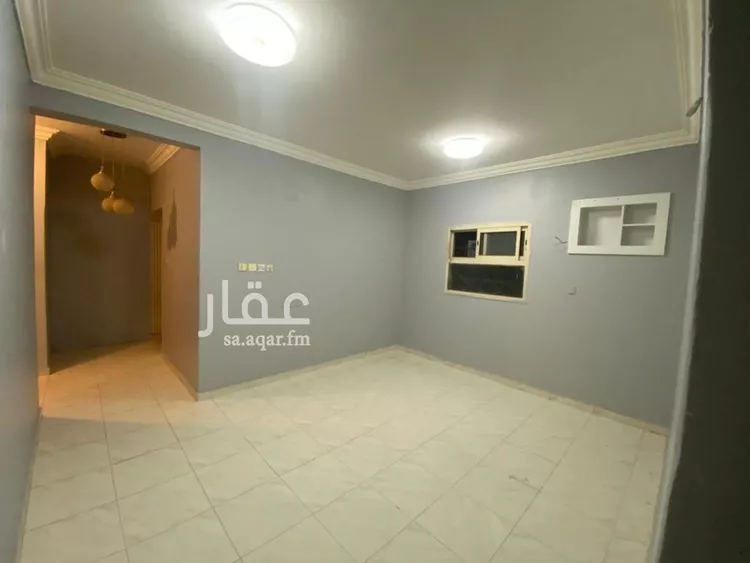 شقة للإيجار في شارع القاض بن العربي, حي بدر, مدينة الرياض, منطقة الرياض صورة 2