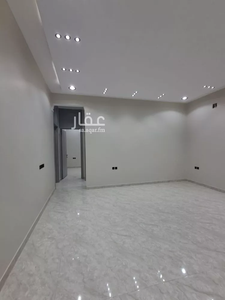 دور للبيع في شارع محمد حميدة, حي العوالي, مدينة الرياض, منطقة الرياض صورة 4