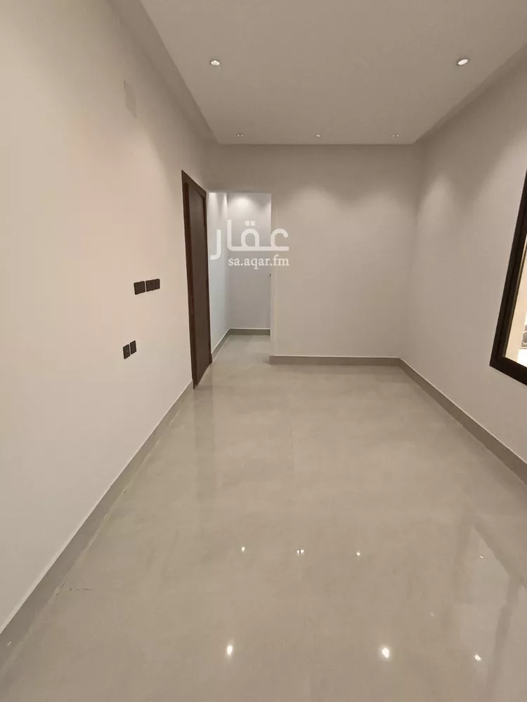 دور للبيع في شارع أحمد بن حسين قنق, حي طويق, مدينة الرياض, منطقة الرياض صورة 4