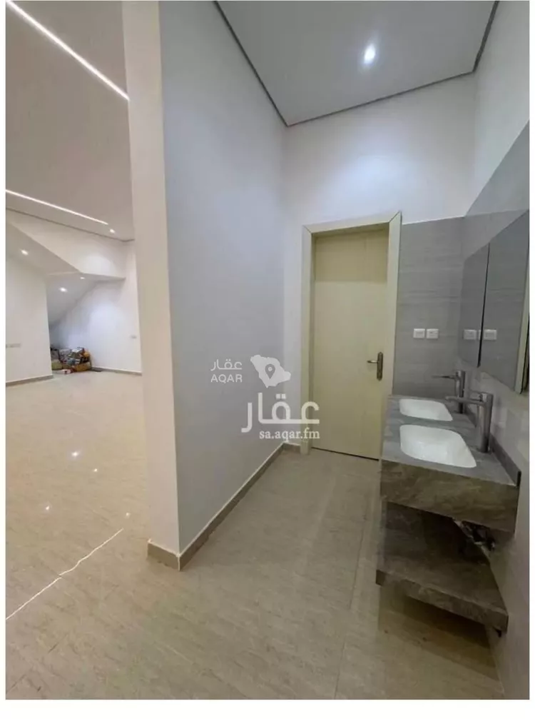 فيلا للإيجار في شارع رقم 254, حي ظهرة لبن, مدينة الرياض, منطقة الرياض صورة 2