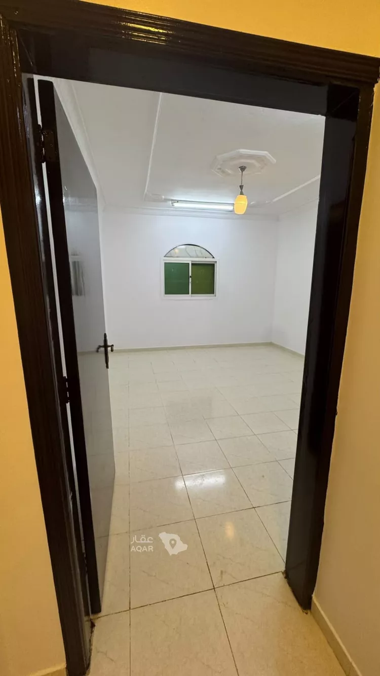 Apartment for Rent in Riyadh Al Janadriyah 7