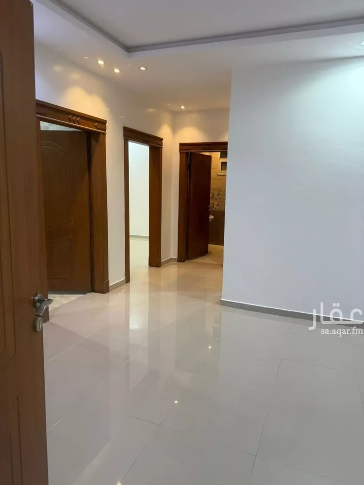 شقة للإيجار في شارع حميد الطويل, حي عكاظ, مدينة الرياض, منطقة الرياض 1 صورة