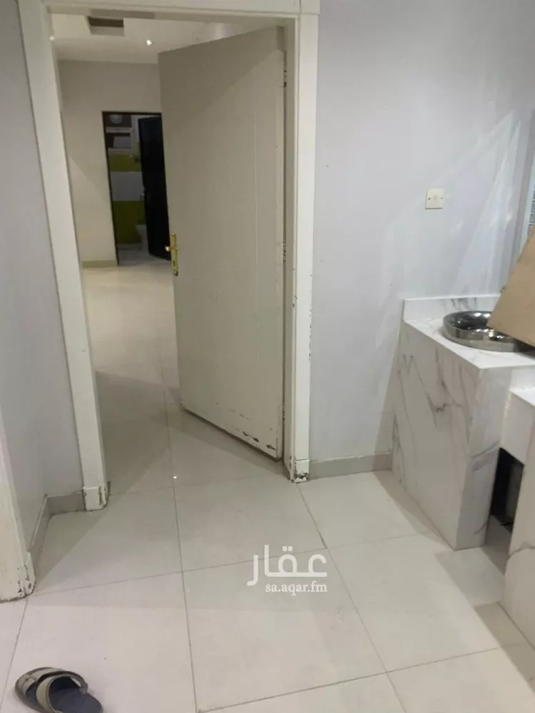 Floor for Rent in Riyadh Ad Dar Al Baida