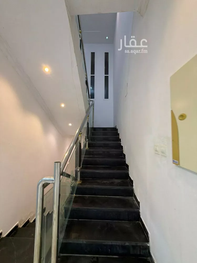 فيلا للإيجار في شارع الإقحوانة, حي الدار البيضاء, مدينة الرياض, منطقة الرياض صورة 2