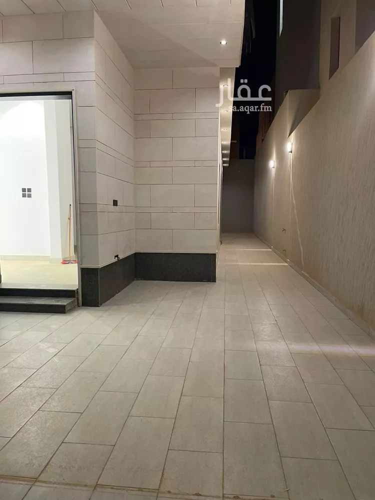 فيلا للإيجار في شارع عبدالله بن حبان, حي الرمال, مدينة الرياض, منطقة الرياض