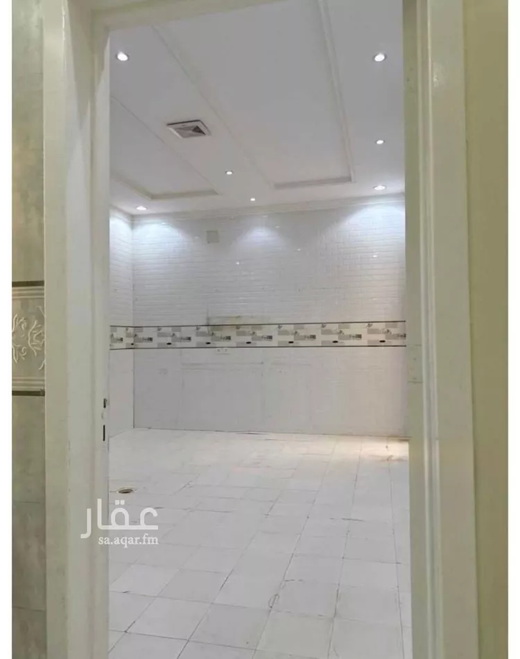 فيلا للإيجار في شارع أبي ظاهر, حي المهدية, مدينة الرياض, منطقة الرياض صورة 4