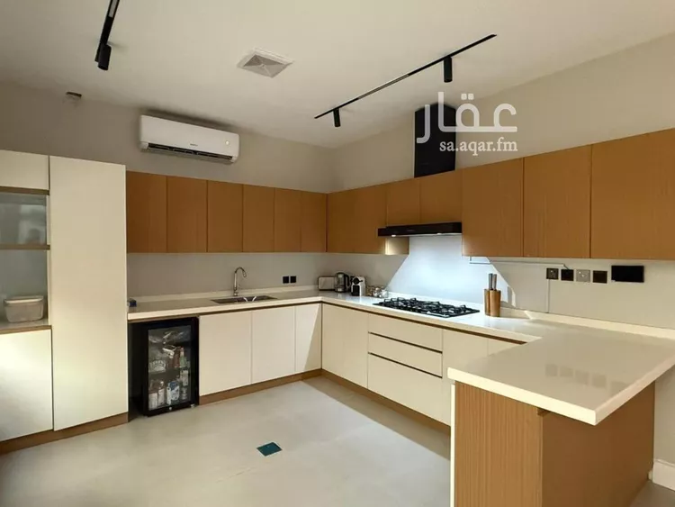 فيلا للإيجار في شارع ثعلبة بن سعد الخزرجي, حي العارض, مدينة الرياض, منطقة الرياض