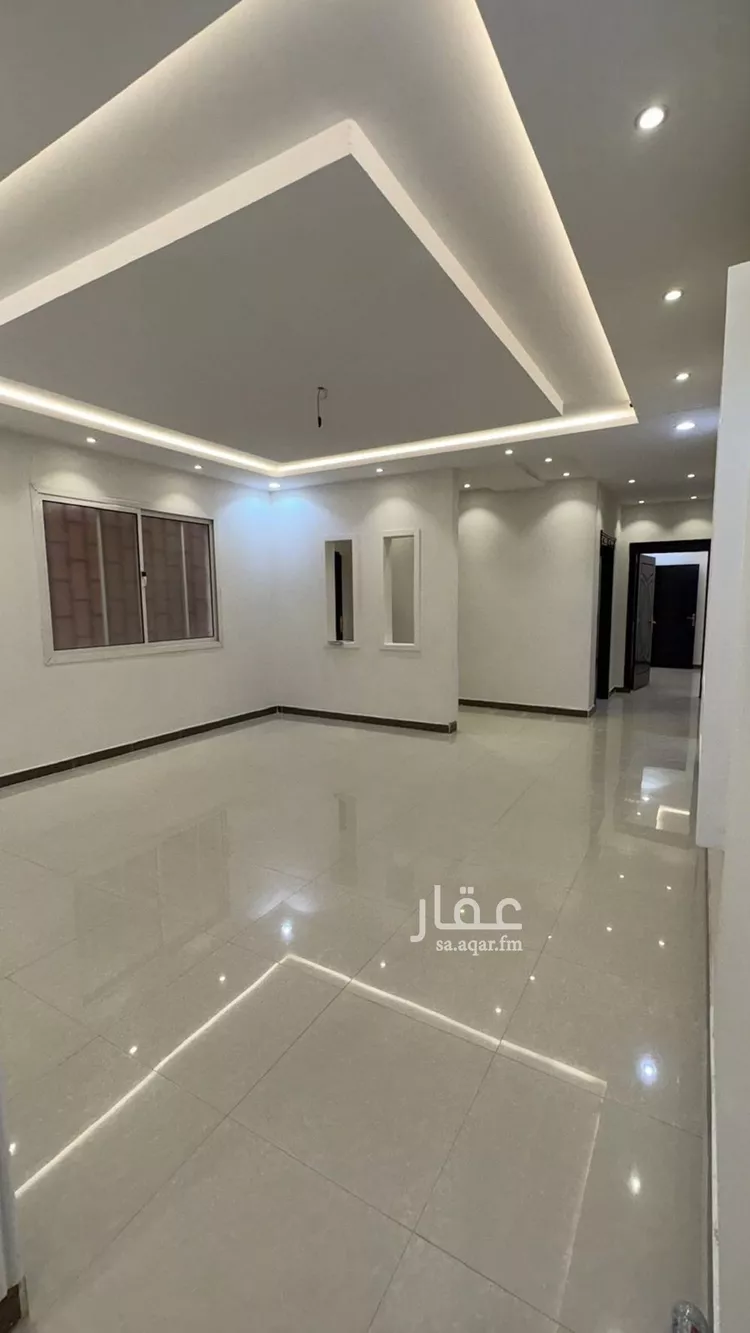 فيلا للإيجار في شارع عبدالله بن حبان, حي الرمال, مدينة الرياض, منطقة الرياض