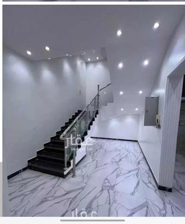 فيلا للإيجار في شارع المرفق, حي ظهرة لبن, مدينة الرياض, منطقة الرياض