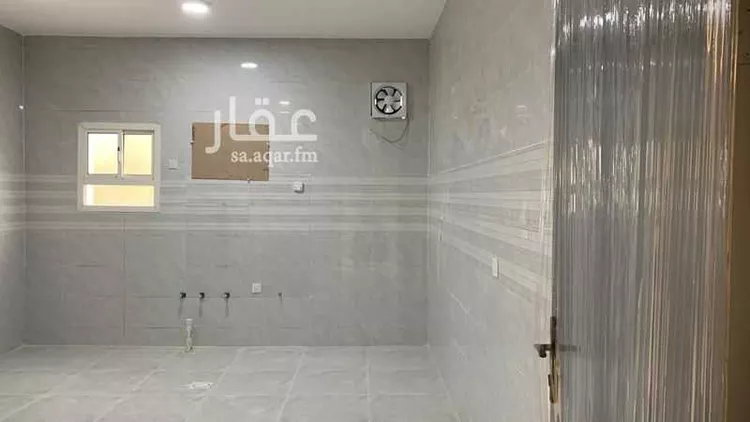 شقة للإيجار في شارع جماع ابن ضرار, حي الخضراء 1, مدينة بيش, منطقة جازان صورة 3
