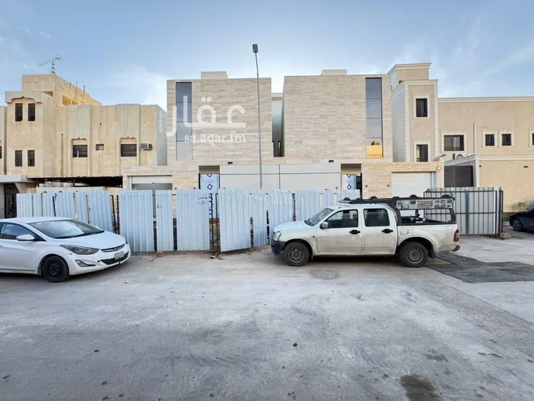 فيلا للبيع في شارع محمد اليزيدي, حي العريجاء الغربي, مدينة الرياض, منطقة الرياض