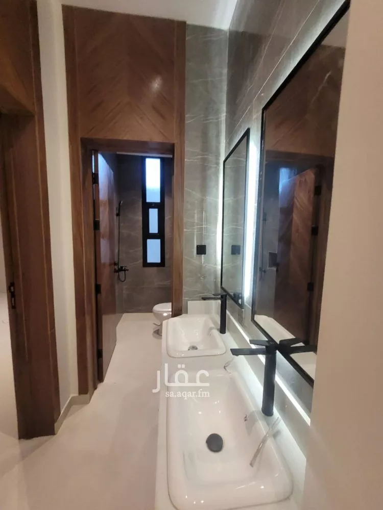 فيلا للبيع في شارع محب الدين الفاكهاني, حي طويق, مدينة الرياض, منطقة الرياض صورة 2