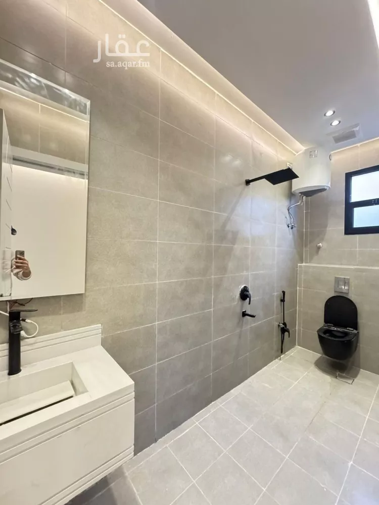 فيلا للبيع في شارع الحضرة, حي طويق, مدينة الرياض, منطقة الرياض صورة 2