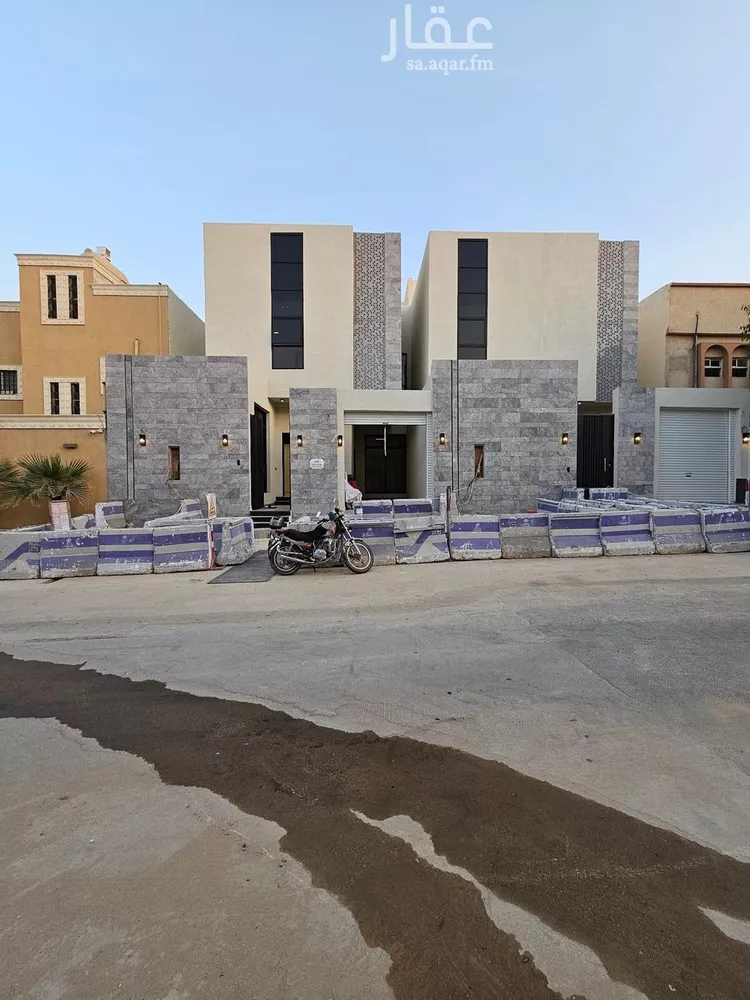 دور للبيع في شارع أبين, حي العريجاء الغربي, مدينة الرياض, منطقة الرياض صورة 3