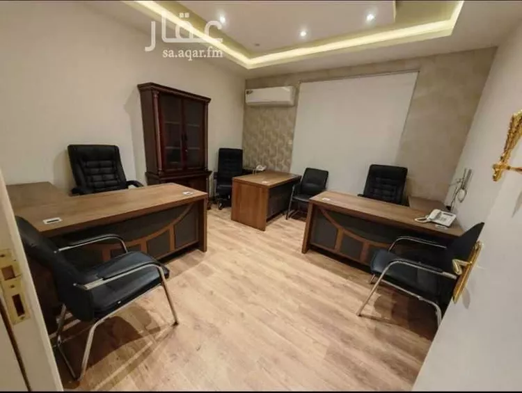 مكتب تجاري للإيجار في شارع العليا, حي الورود, مدينة الرياض, منطقة الرياض