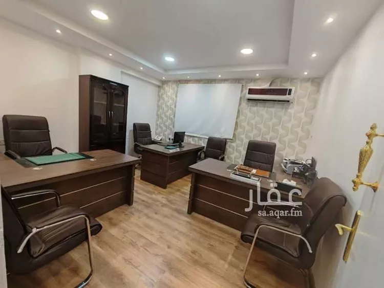 مكتب تجاري للإيجار في شارع العليا, حي الورود, مدينة الرياض, منطقة الرياض