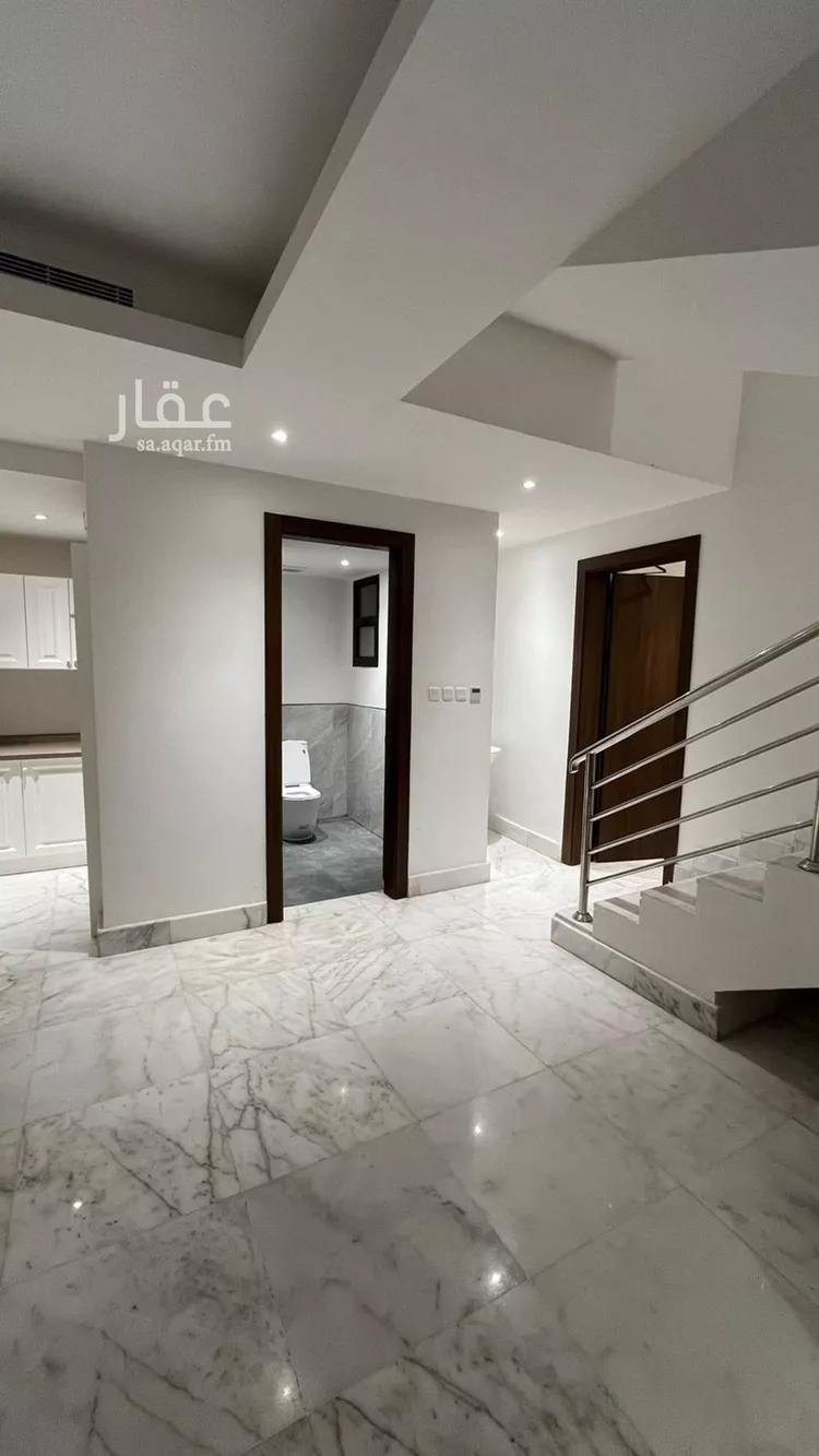 دور للبيع في شارع القصر, حي العارض, مدينة الرياض, منطقة الرياض صورة 2