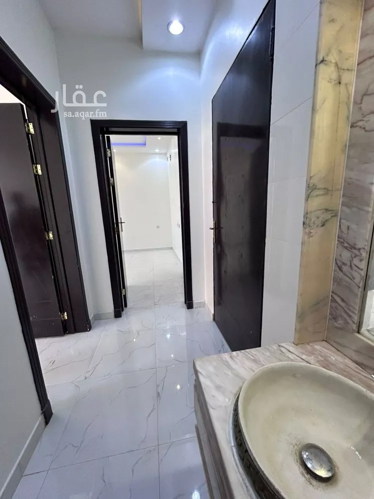 دور للإيجار في شارع إبراهيم رفعت, حي عكاظ, مدينة الرياض, منطقة الرياض صورة 5