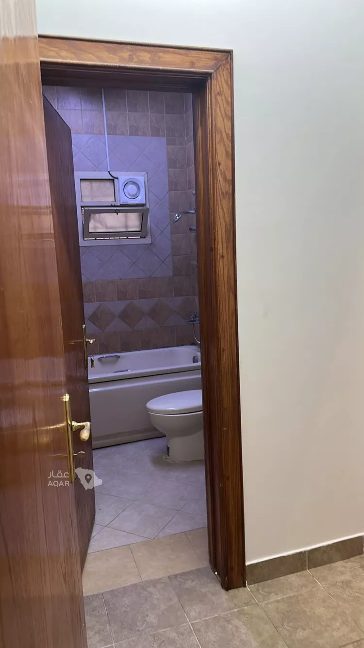 Floor for Rent in Riyadh Al Aqiq 13