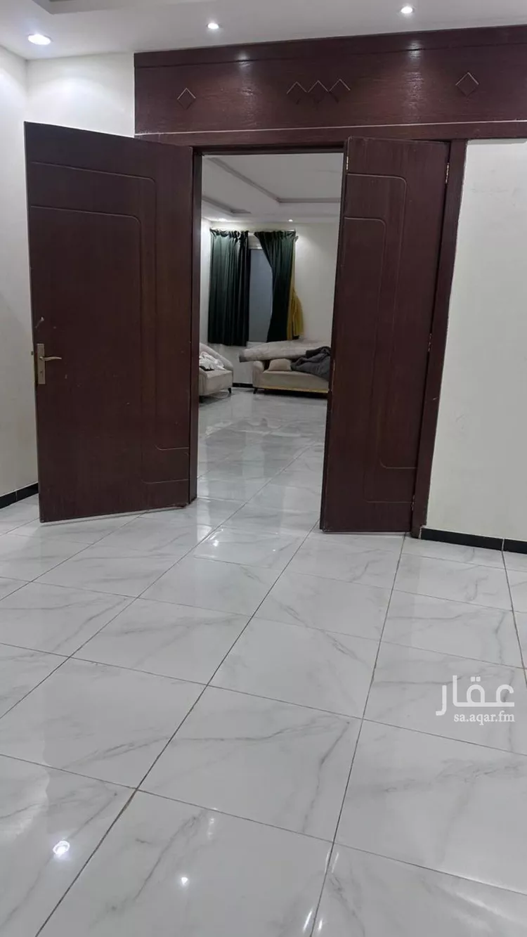 فيلا للإيجار في شارع أحمد بن زواوي المالكي, حي طويق, مدينة الرياض, منطقة الرياض