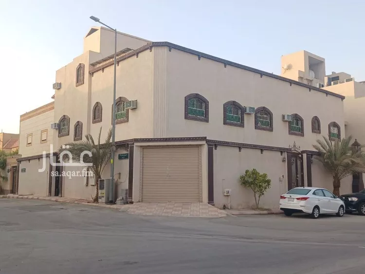 فيلا للبيع في شارع رقم 438, حي الملقا, مدينة الرياض, منطقة الرياض صورة 2
