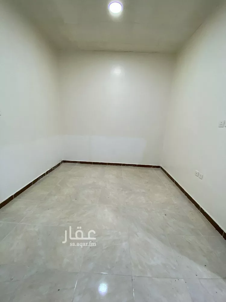 شقة للإيجار في شارع ام المؤمنين زينب بنت خزيمة, حي الحزام الذهبي, مدينة الاحساء, المنطقة الشرقية صورة 2