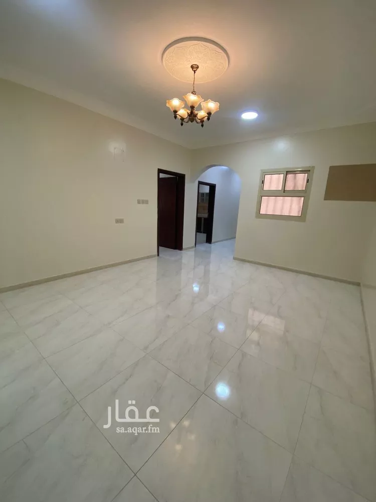 شقة للإيجار في شارع ابن يحيى الرعيني, حي مخطط الإتصالات, مدينة الاحساء, المنطقة الشرقية