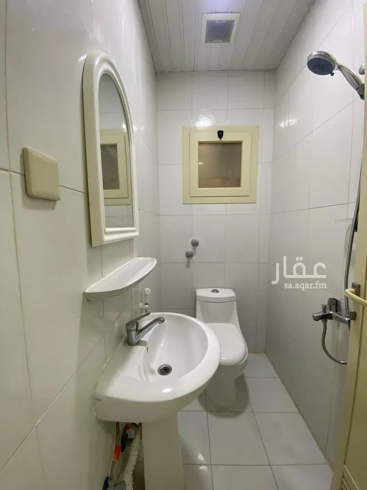 شقة للإيجار في شارع عبيد الله بن ابي يزيد, حي محاسن الأول, مدينة الاحساء, المنطقة الشرقية صورة 2