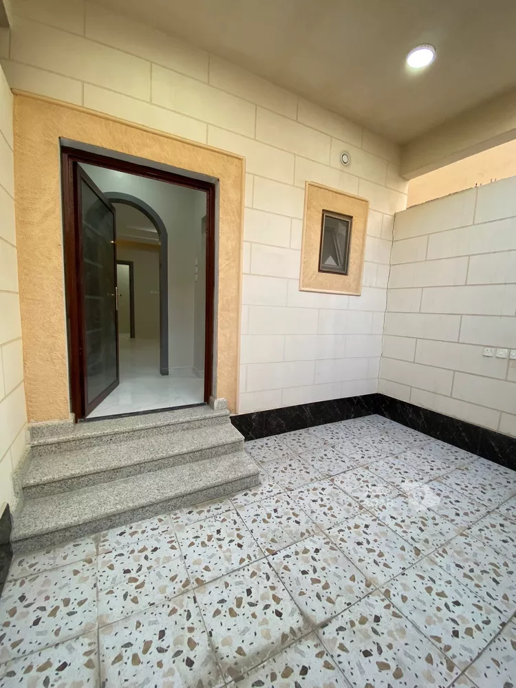 شقة للإيجار في شارع الدهاسية, حي الحزام الذهبي, مدينة الاحساء, المنطقة الشرقية صورة 2