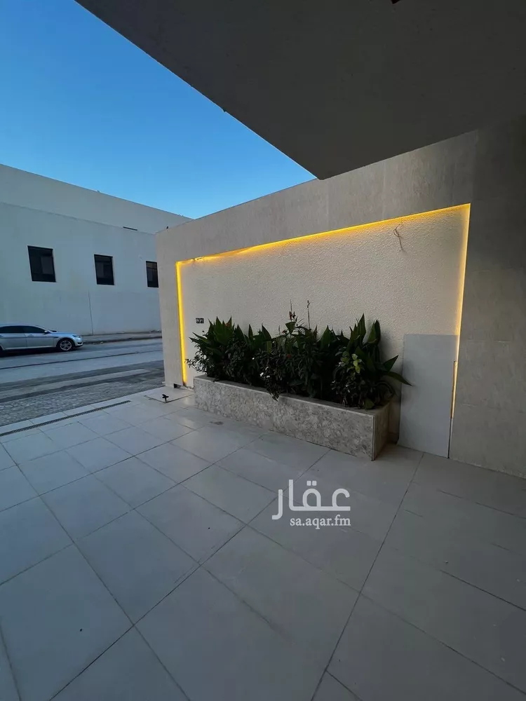 دور للبيع في شارع زكريا بن إسحاق, حي النرجس, مدينة الرياض, منطقة الرياض 1 صورة