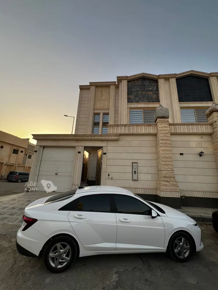 فيلا للبيع في شارع عقبة بن كعب, حي العريجاء الغربي, مدينة الرياض, منطقة الرياض