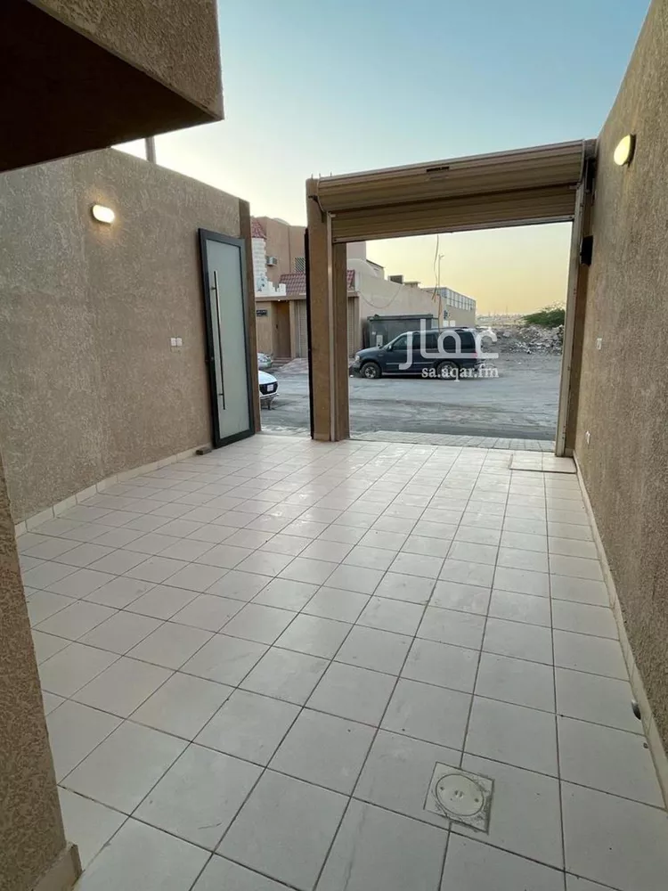 دور للبيع في شارع احمد العبدي, حي الشفاء, مدينة الرياض, منطقة الرياض صورة 2