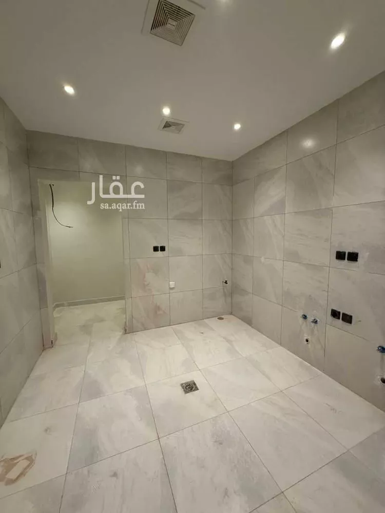 شقة للبيع في شارع غزوة الغابة, حي حكومي1, مدينة جدة, منطقة مكة المكرمة