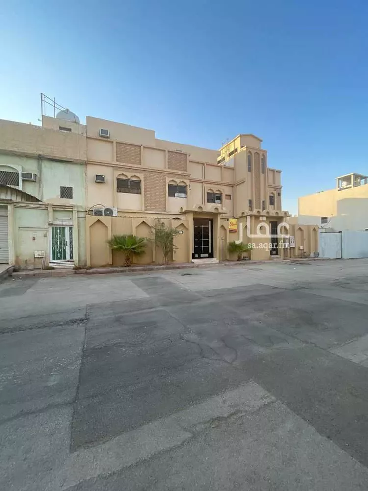 فيلا للبيع في شارع أم أيمن المحدثة, حي العريجاء الغربي, مدينة الرياض, منطقة الرياض صورة 5
