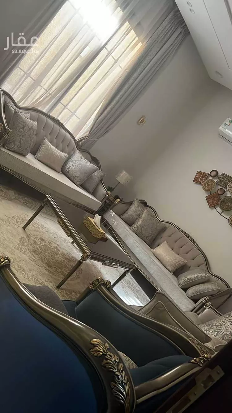 فيلا للبيع في شارع رحمة الله السندي, حي عكاظ, مدينة الرياض, منطقة الرياض صورة 2