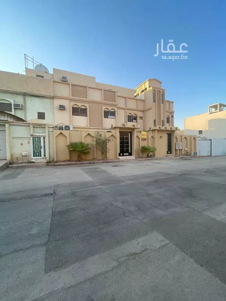 فيلا للبيع في شارع أم أيمن المحدثة, حي العريجاء الغربي, مدينة الرياض, منطقة الرياض صورة 4