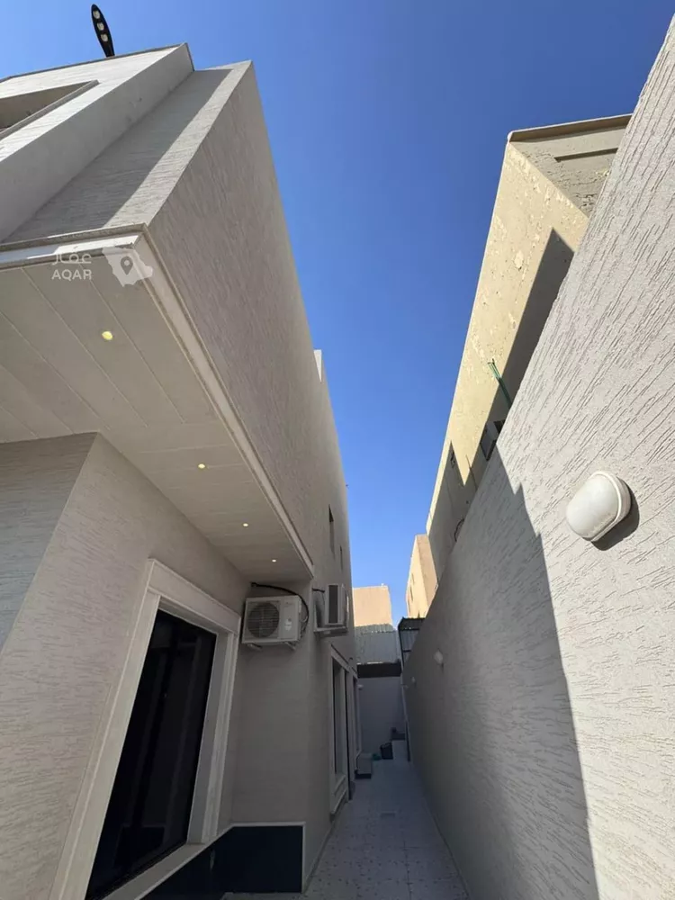 فيلا للإيجار في شارع أم أيمن المحدثة, حي العريجاء الغربي, مدينة الرياض, منطقة الرياض صورة 4