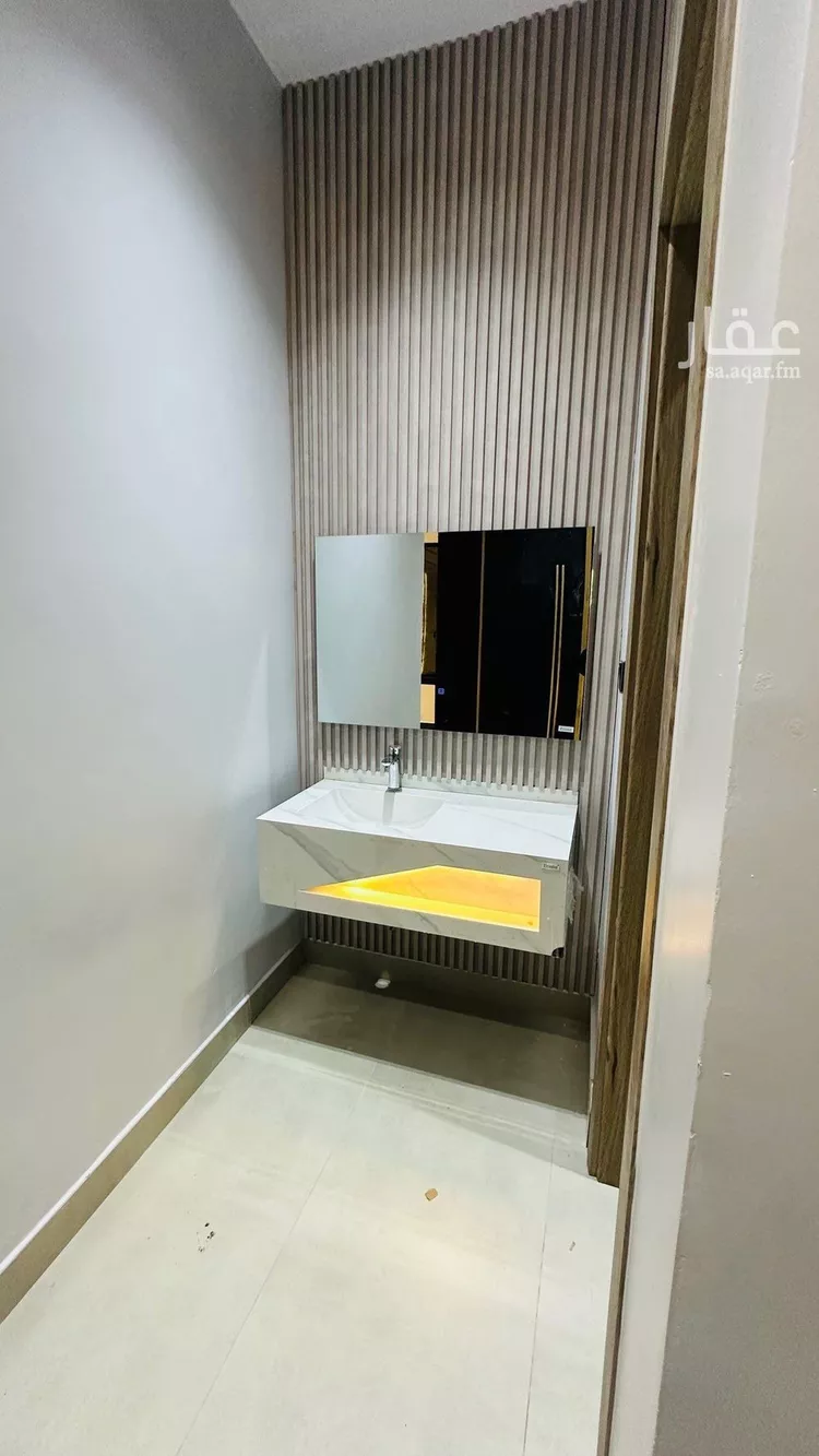 شقة للبيع في شارع الجوز, حي ظهرة لبن, مدينة الرياض, منطقة الرياض 8