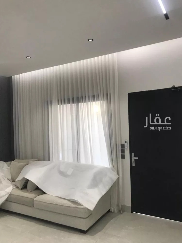 Villa for Sale in Riyadh Al Yarmouk 10