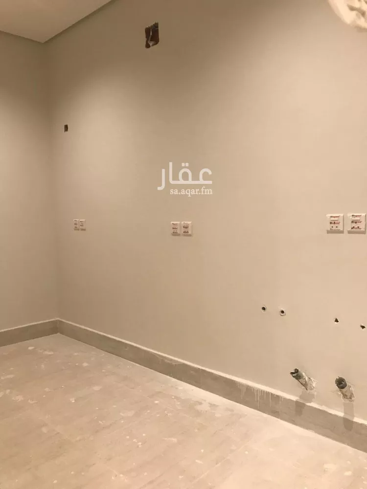 فيلا للبيع في شارع ابن أبي عذيبة, حي القيروان, مدينة الرياض, منطقة الرياض 10