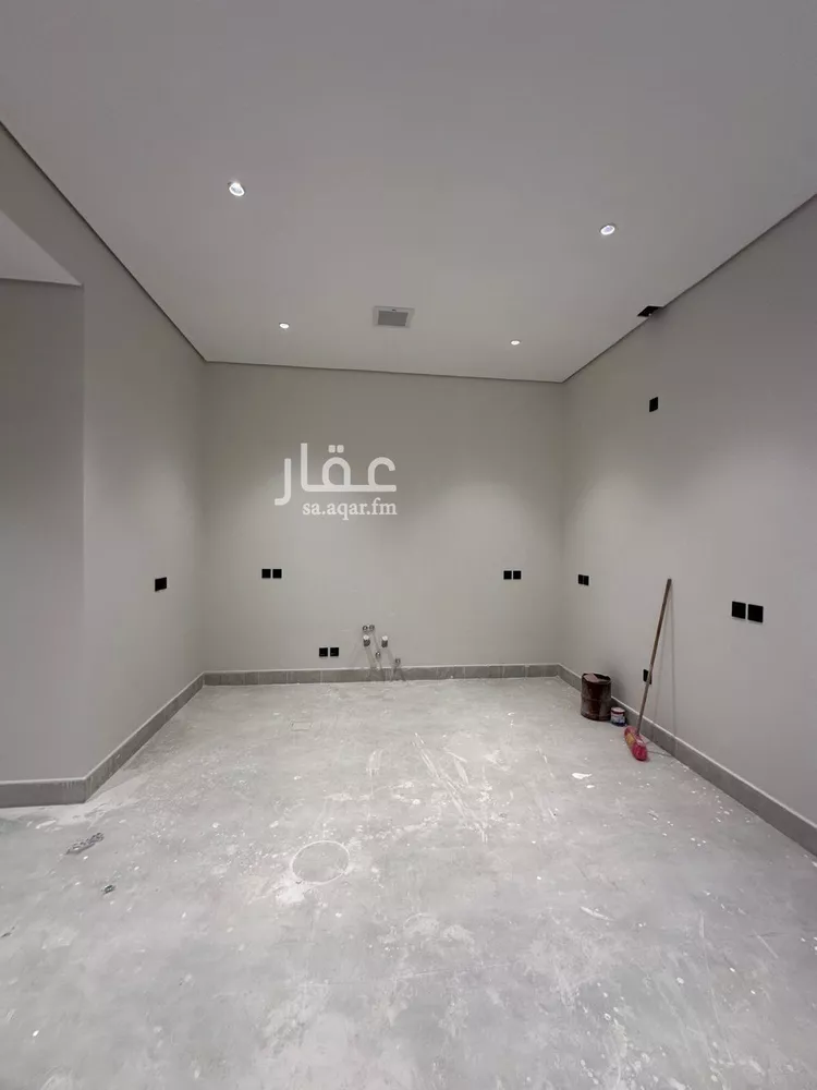 دور للبيع في شارع رقم 326, حي النرجس, مدينة الرياض, منطقة الرياض صورة 2