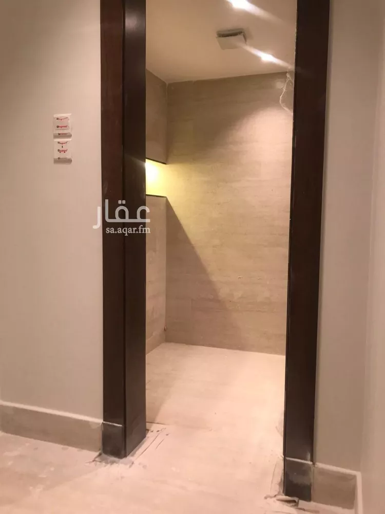 فيلا للبيع في شارع ابن أبي عذيبة, حي القيروان, مدينة الرياض, منطقة الرياض 12