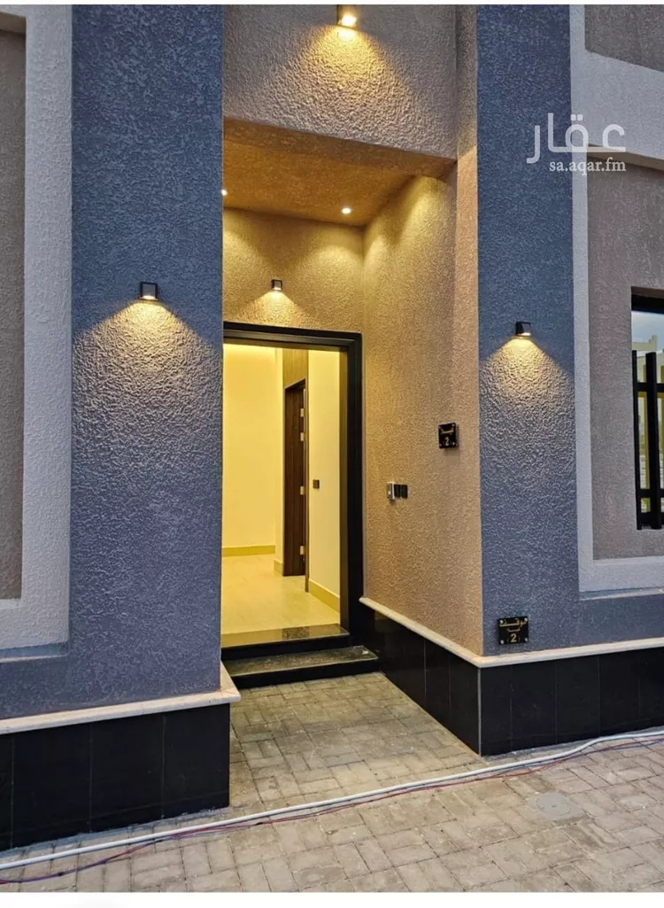 فيلا للبيع في شارع الجميل ابن حاتم, حي ظهرة لبن, مدينة الرياض, منطقة الرياض صورة 3