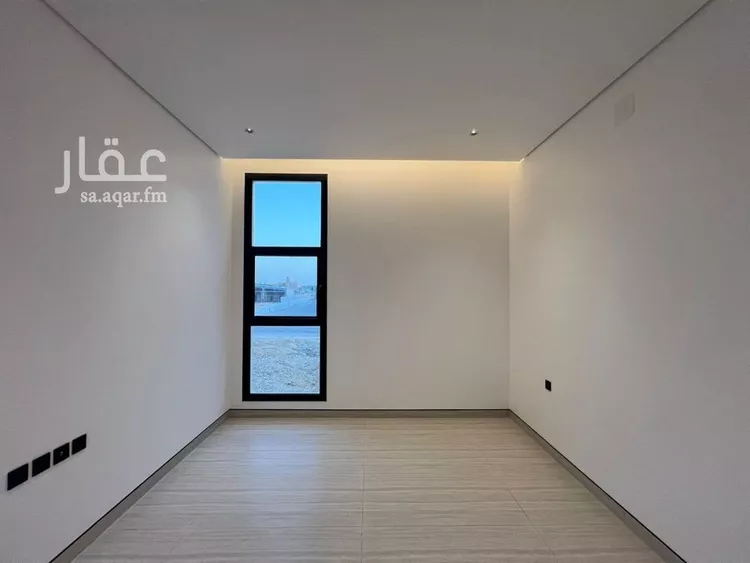 Floor for Sale in Riyadh Al Arid 8