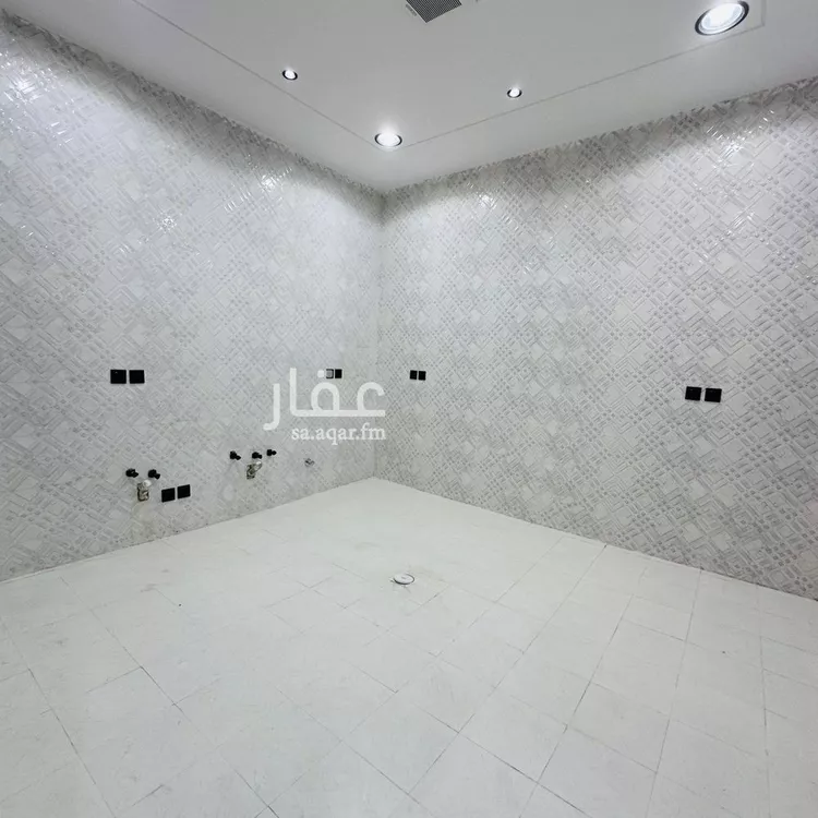 دور للبيع في شارع أحمد بن عمر الخصاف, حي طويق, مدينة الرياض, منطقة الرياض صورة 5