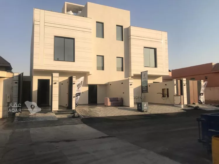 Floor for Sale in Riyadh King Faisal