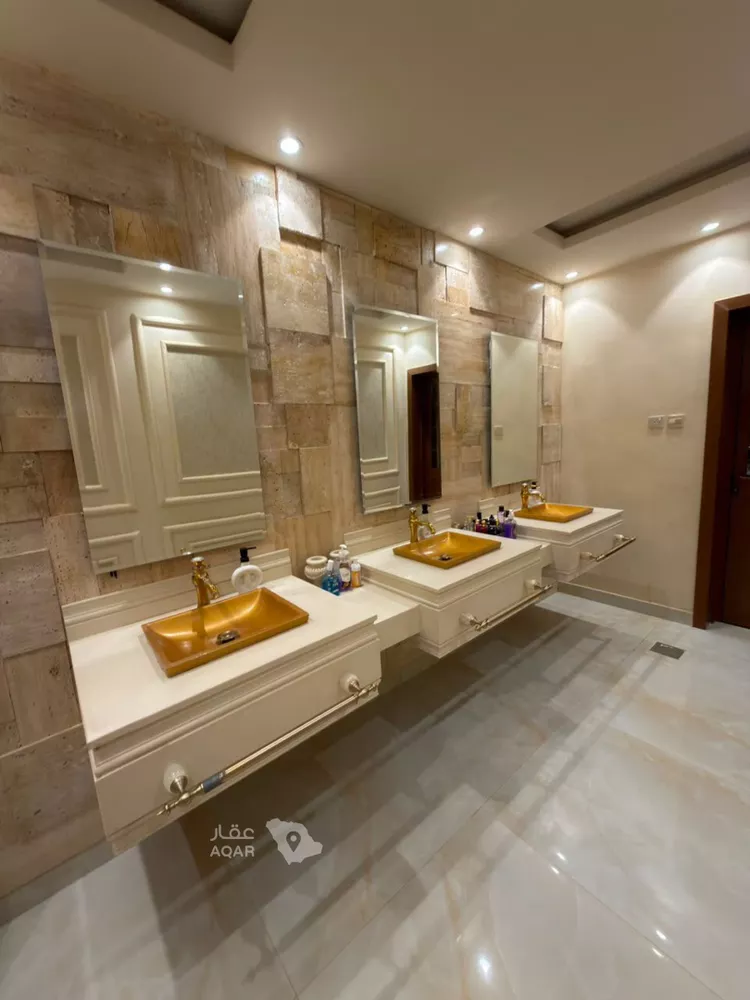 Villa for Sale in Riyadh Ash Shifa 16